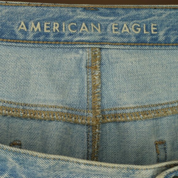 Plus-Sized American Eagle Light Colored Mom Jeans - Picture 3 of 5